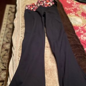 Diane Von Furstenberg Skechers workout pants. New with tag.